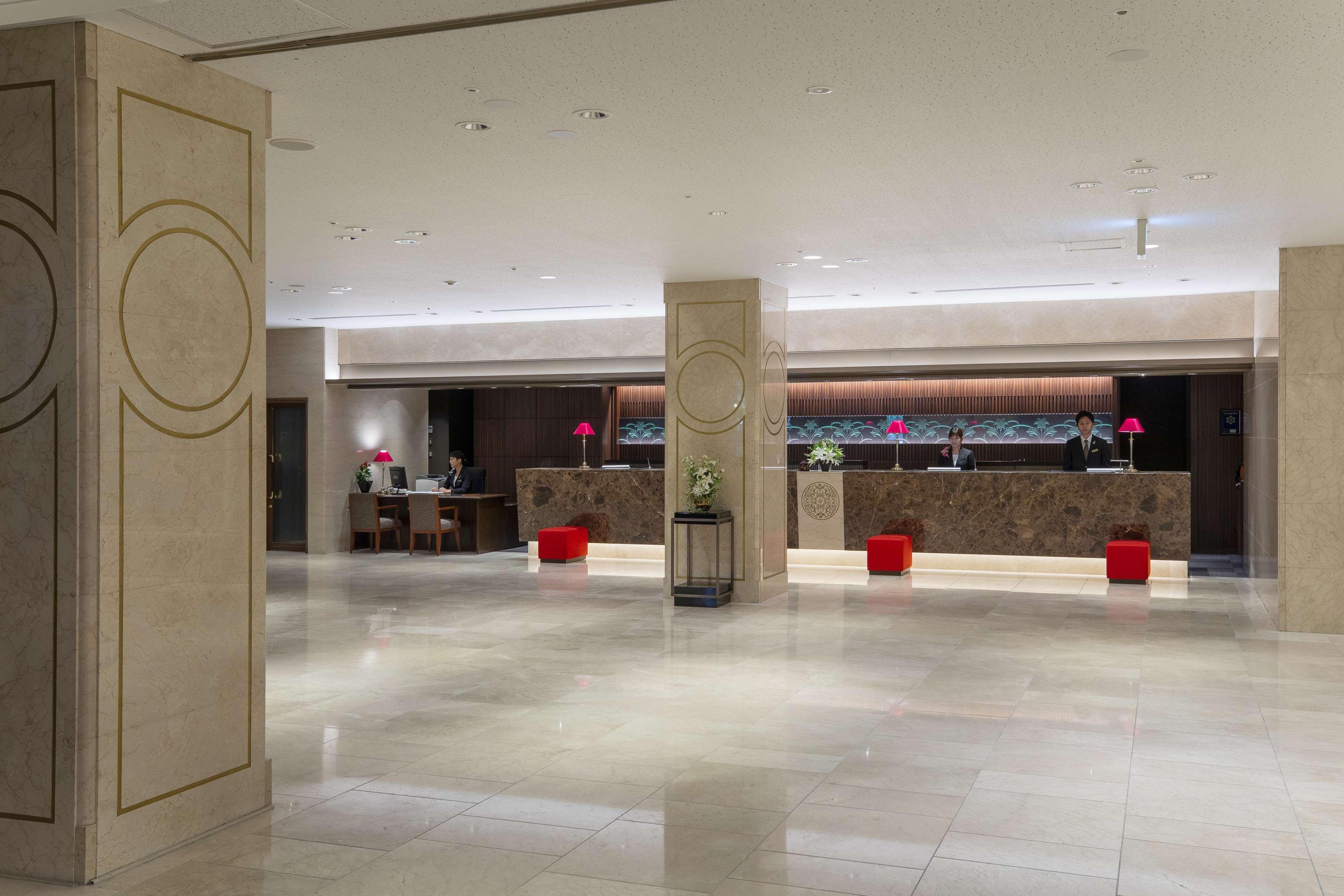 Nagoya Tokyu Hotel Luaran gambar Lobby