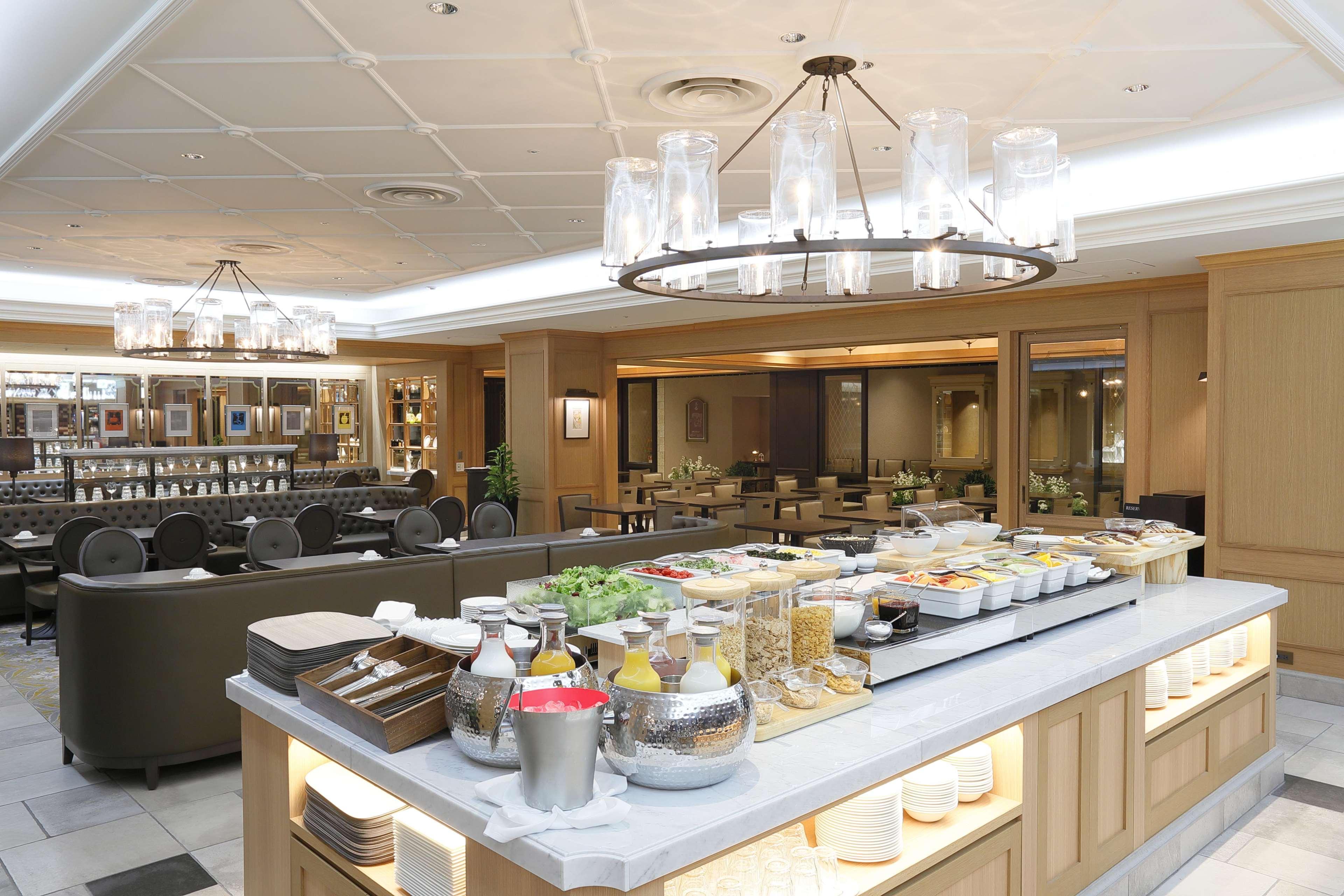 Nagoya Tokyu Hotel Luaran gambar The lounge at Changi Airport
