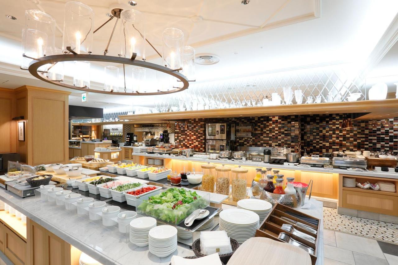 Nagoya Tokyu Hotel Luaran gambar A buffet at a hotel